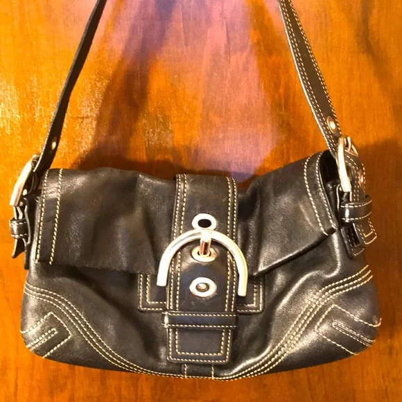 Coach | Bags | Coach Vintage Soho Black Leather Buckle Bag W